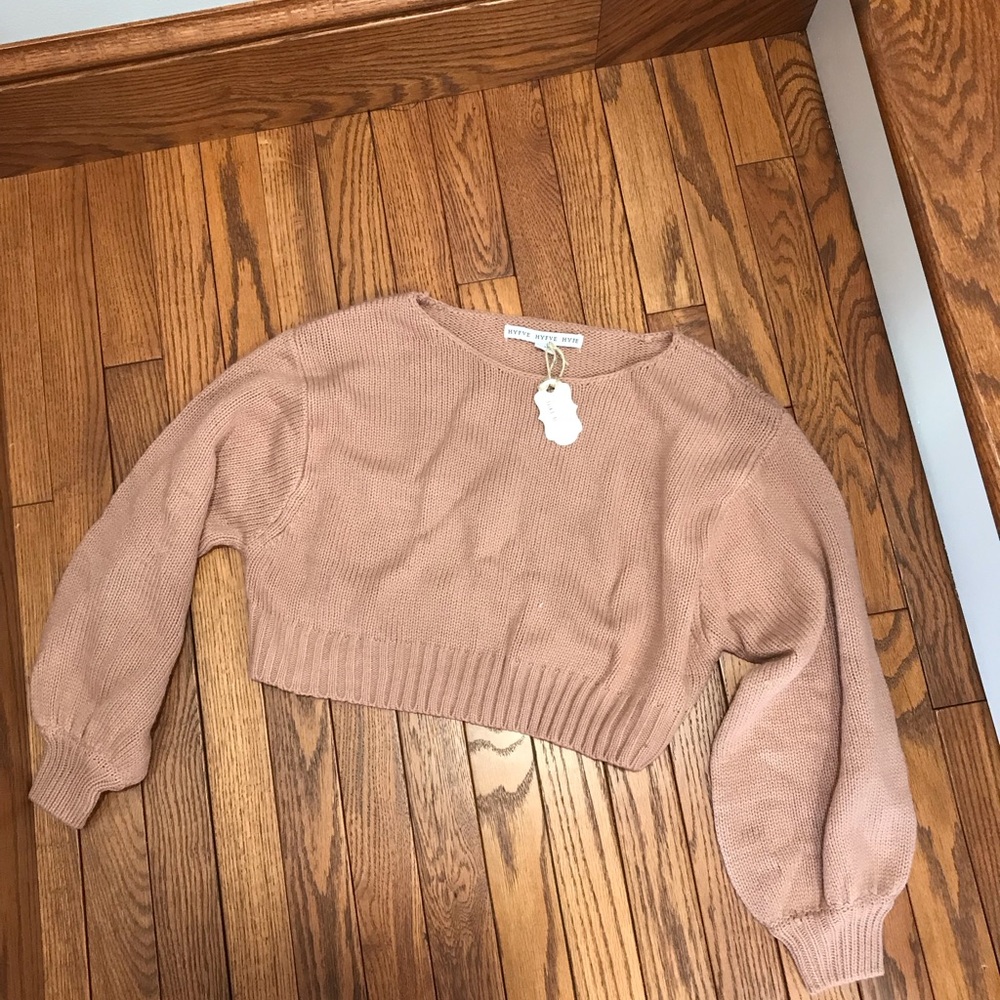 HYFVE Women's Cropped Sweater - Blush